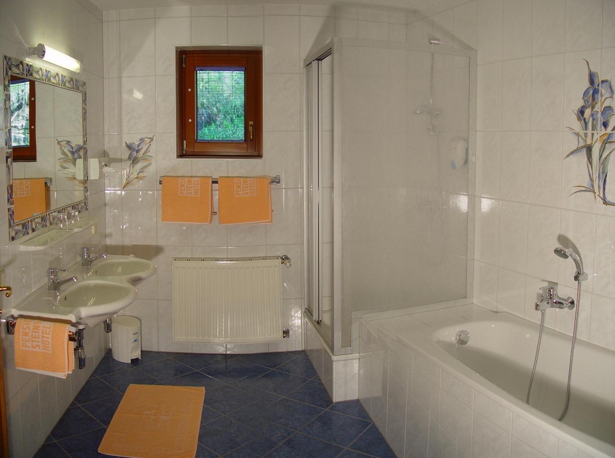 Pension & Appartement Steinwender Бад Кляйнкирххайм Экстерьер фото
