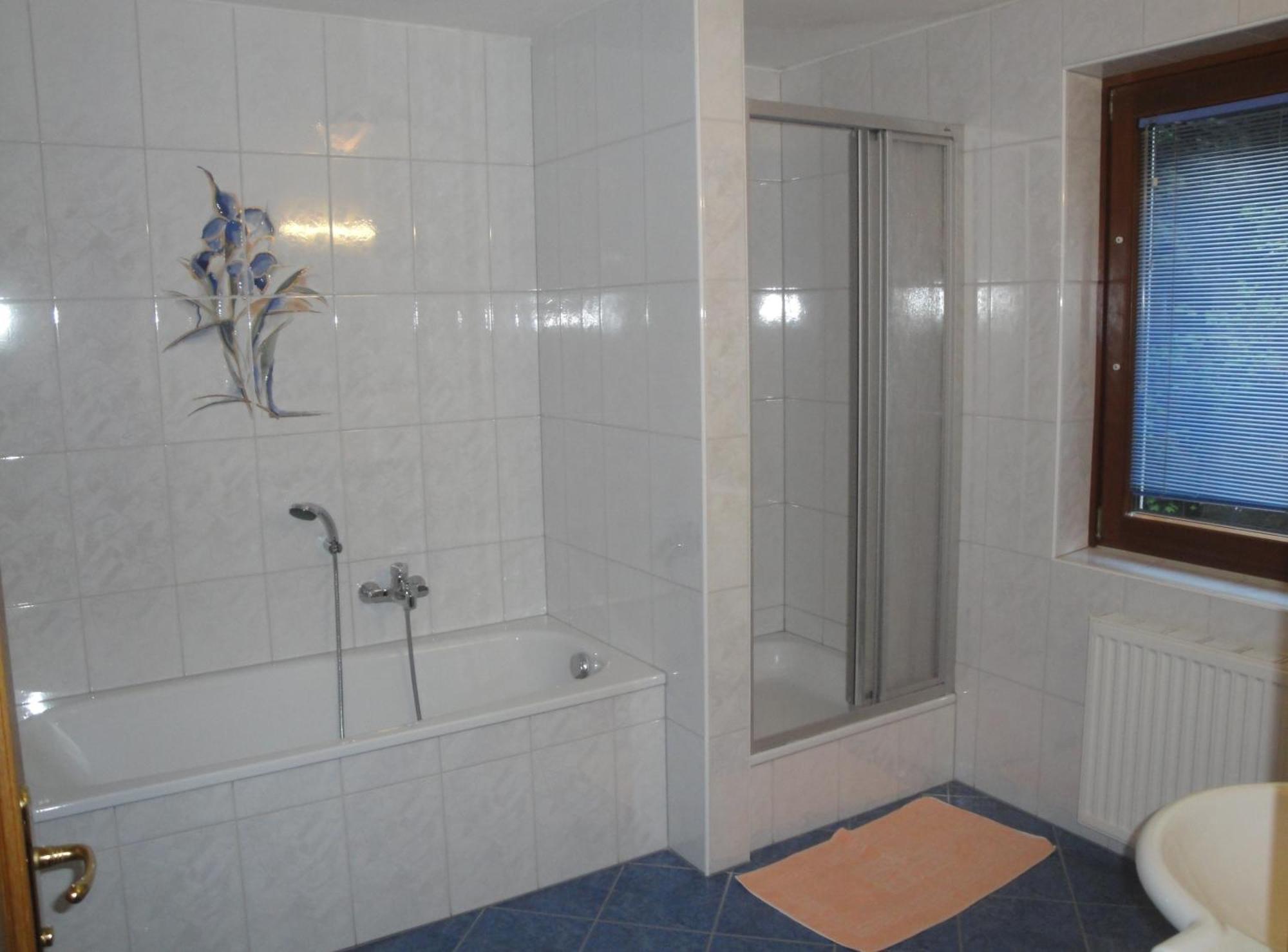 Pension & Appartement Steinwender Бад Кляйнкирххайм Экстерьер фото