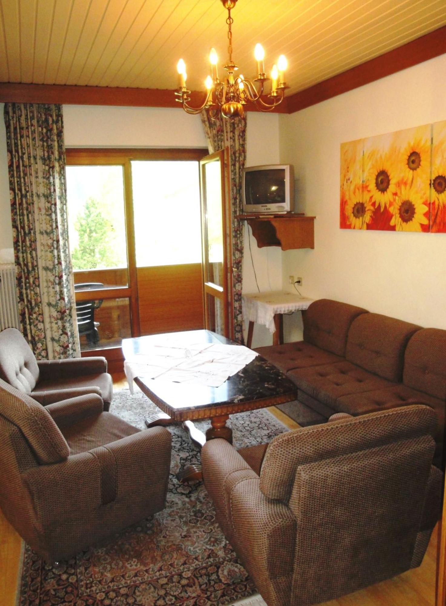 Pension & Appartement Steinwender Бад Кляйнкирххайм Экстерьер фото
